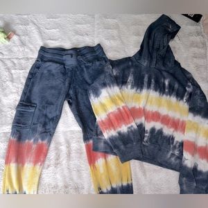 2 girl size 7 sets